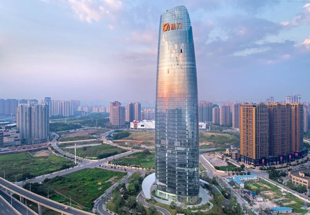 相生相成悦鉴赣江南昌新力中心