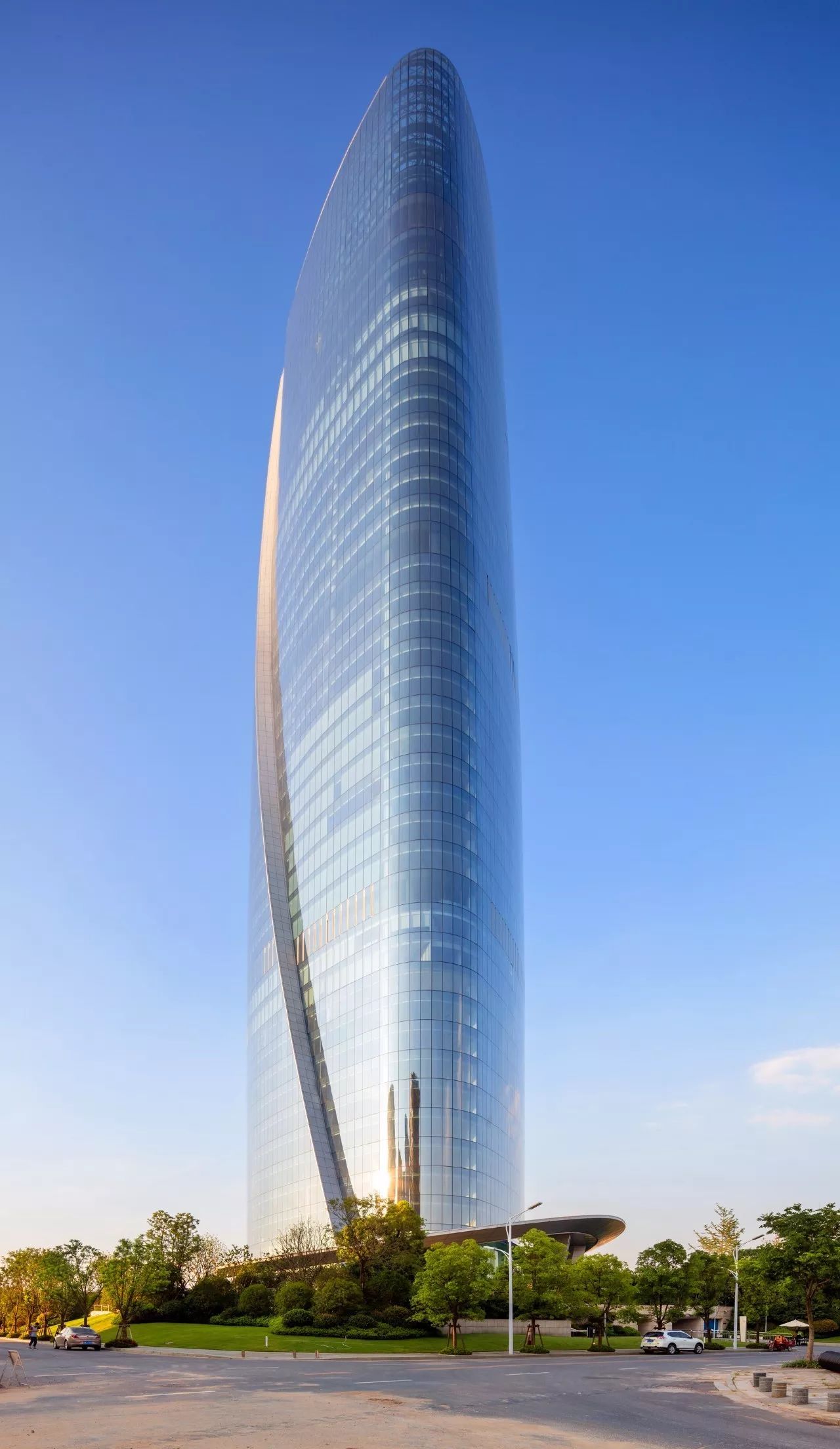 相生相成悦鉴赣江南昌新力中心